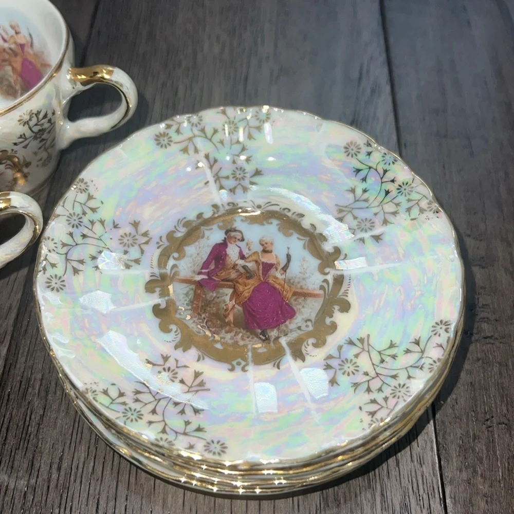 Victorian, gold trimmed, antique like, mini coffee cups with saucer plates